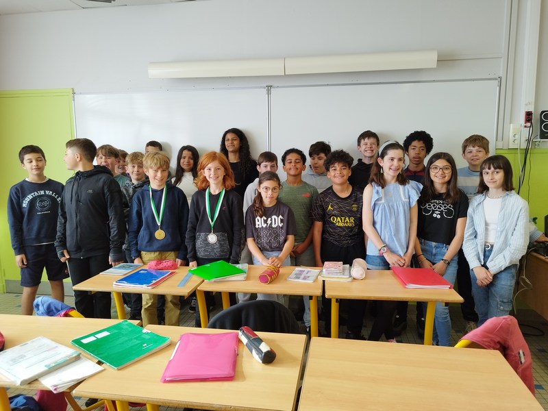 Concours Pangea - Remise des récompenses dans le collège de l'Iroise à Brest