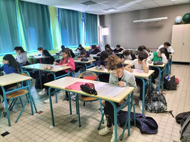 Concours Pangea - collège du Mont Bar à Allègre (43270).