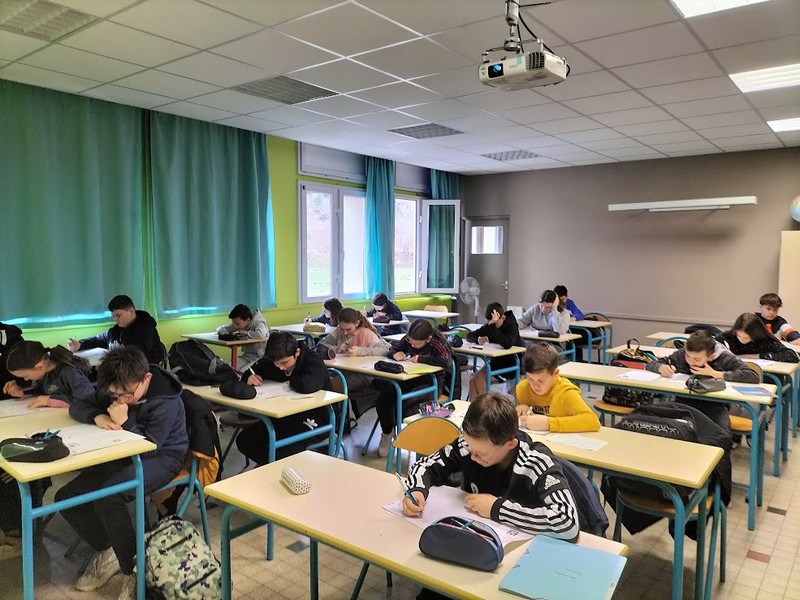 Concours Pangea - collège du Mont Bar à Allègre (43270).